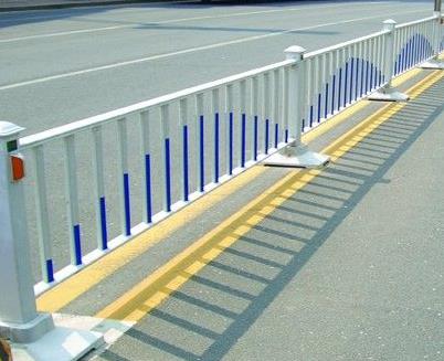 公路護欄